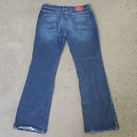 RELISTED Lucky Brand Dungarees midrise flare jeans - Picture 2 of 3